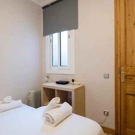 Acogedor De 2 Apartment *